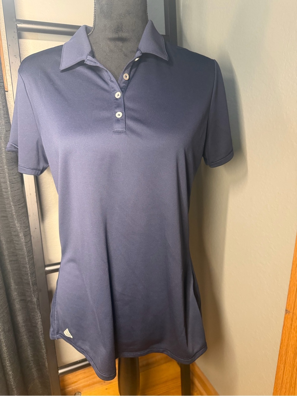 Adidas Women’s Navy Polo Style performance Golf Top L